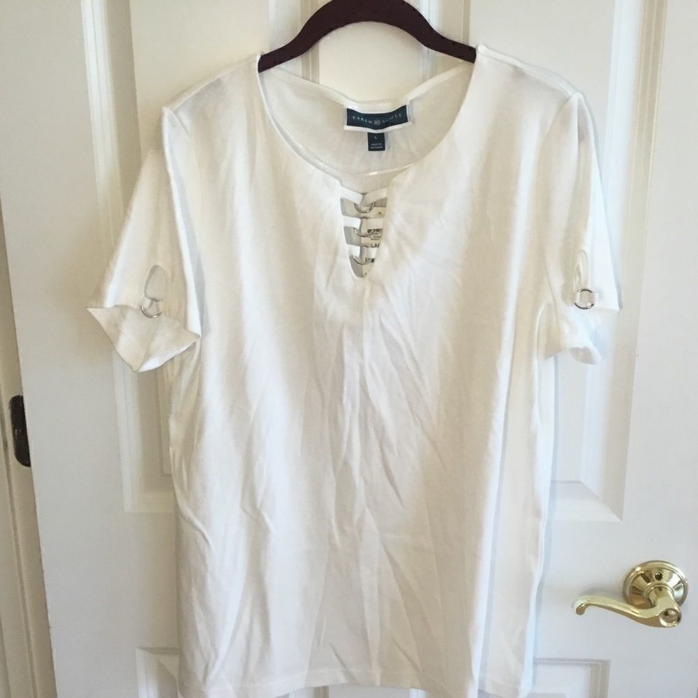 NWT. Karen Scott White Scoop Neck Top Size Large